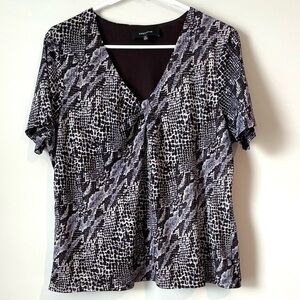 Jones Wear Sz XL Women Purple Black Brown Shirt Animal Print Design Short Sleeve
